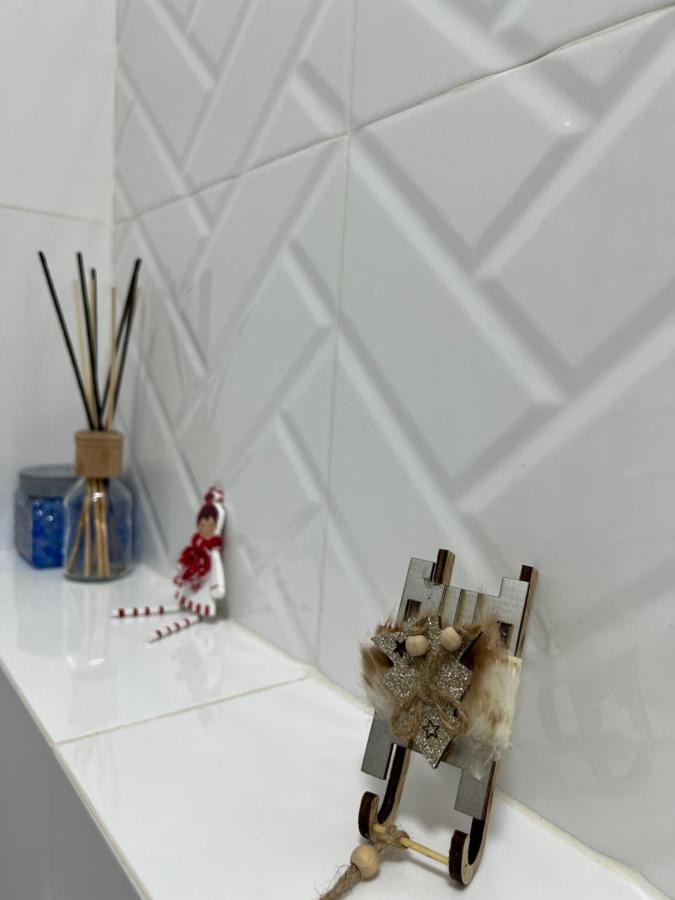 Delux Apartment In リヴィウ エクステリア 写真